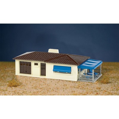 BAC45156 HO-RANCH HOUSE, cream & brown