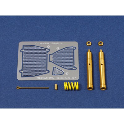 TAM12636 YAMAHA YZR-M1 08 FR. FORK SET 1/12