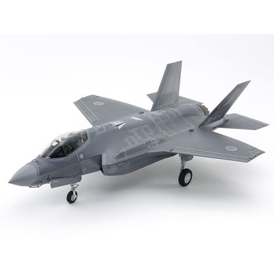 TAM61124 LOCKHEED MARTIN F-35A LIGHTNING 1/48