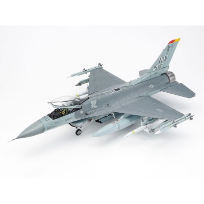 TAM61098 F16CJ BLOCK 50 FIGHTING FALCON 1/48