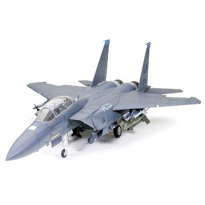 TAM60312 F15E W/BUNKER BUSTER 1/32