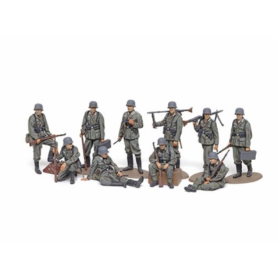TAM32602 WWII WEHRMACHT INFANTRY 1/48