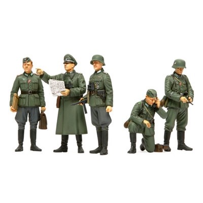 TAM35298 GERMAN FIELD COMMANDER, 1/35