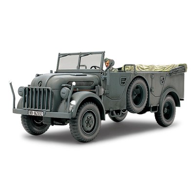 TAM32549 GERMAN STEYR TYPE 1500A/01 1/48