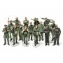 TAM32530 WWII GERMAN INF.ON MANUEVERS 1/48