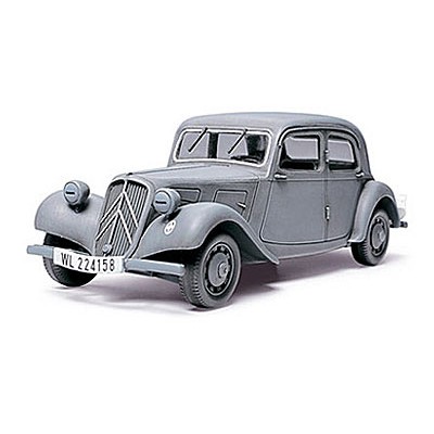 TAM32517 CITROEN 11CV STAFF CAR 1/48
