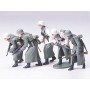 TAM35256 GERMAN ASSAULT INF. w winter gear 1/35