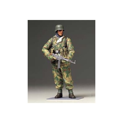 TAM36304 WWII GERMAN INFANTRYMEN 1/16