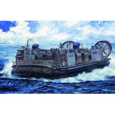 TRU00106 JMSDF LCAC 1/144
