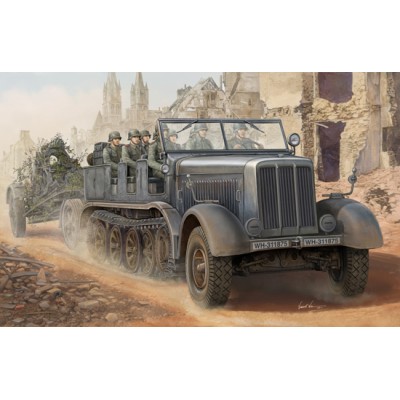 TRU01583 GERM.SDKFZ 8 12-TON HEAVY HALFTRACK 1/35