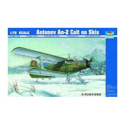 TRU01607 ANTONOV AN-2 COLT ON SKIS 1/72