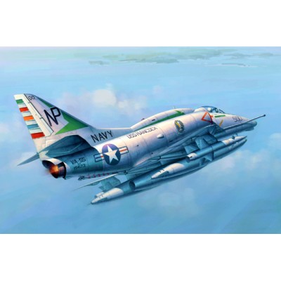 TRU02266 A-4E SKY HAWK AIRCRAFT 1/32