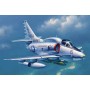 TRU02268 A-4M SKYHAWK CARR.LAUNCH-GR.ATT1/32