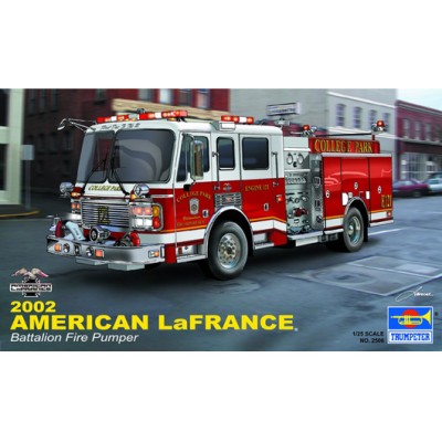 TRU02506 02 AMERICAN LAFRANCE EAGLE FIRE PUMPER 1/25