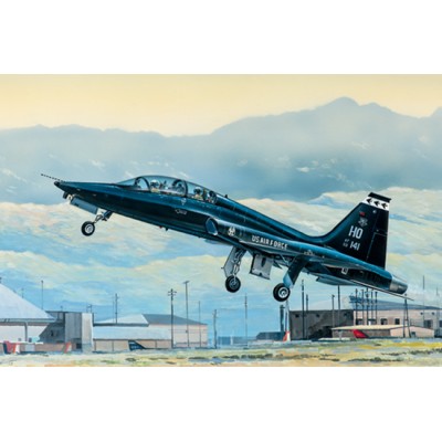 TRU02852 US T-38A TALON 1/48