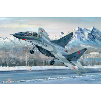 TRU03226 RUSSIAN MIG-29UB FULCRUM 1/32