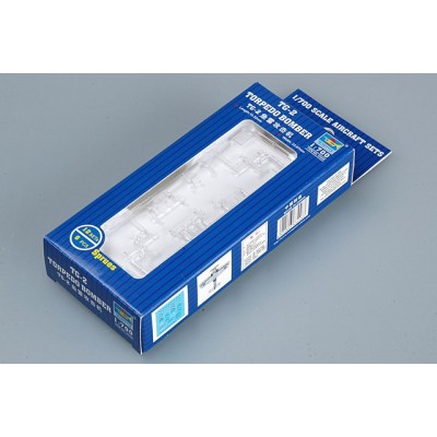 TRU03446 TG2 BOMBER AIR SET-AIR CARR(12) 1/700