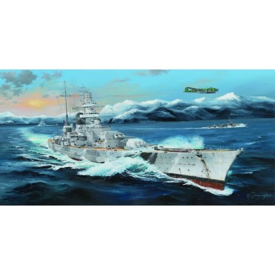 TRU03715 GERMAN SHARNHORST BATTLESHIP 1/200