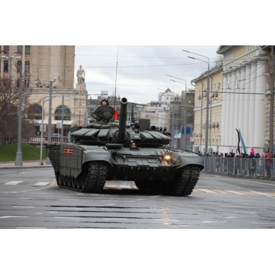 TRU09561 RUSSIAN T-72 MBT MOD.2016 1/35