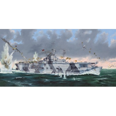 TRU05627 GERM. NAVY AIRCRAFT CARRIER DKM GRAF.ZEP 1/350