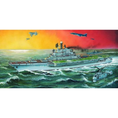 TRU05703 USSR MINSK AIRCRAFT CARRIER 1/700