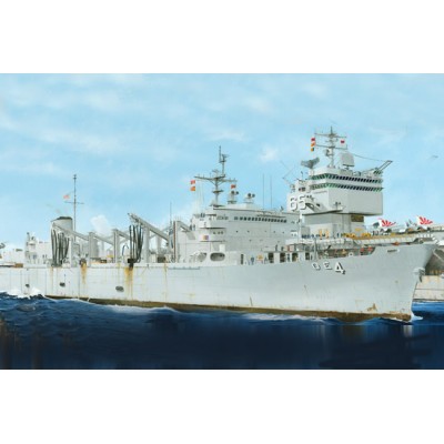 TRU05786 USS DETROIT AOE-4 FAST COMBAT SUPPORT SHIP 1/700