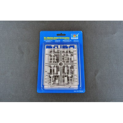 TRU06640 U.S. MARINES ARMOR ACCESSORIES 1/350