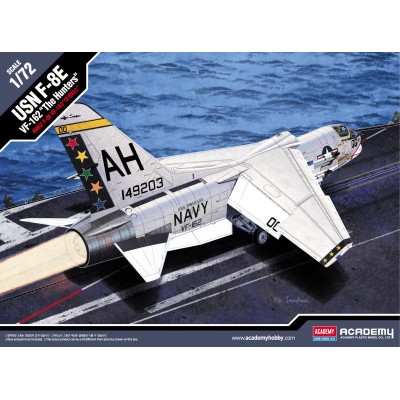 ACA12521 USN F-8E VF-162 "The Hunters" 1/72