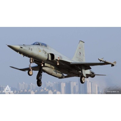ACA12644 ROKAF KF-5E, 1/144