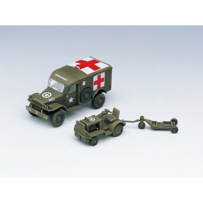 ACA13403 US AMBULANCE and TRACTOR 1/72
