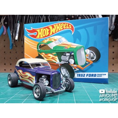 AMT1313 32 FORD PHANTOM VICKY, Hot Wheels, 1/25 *