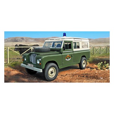 ITA6542 LAND ROVER 109 "GUARDIA CIVIL" 1/35