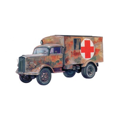 ITA7055 KFZ. 305 AMBULANCE 1/72