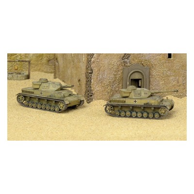 ITA7514 SD.KFZ.161 PZ KPFW IV F1 TANK 1/72