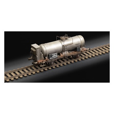 'ITA8706 M TANK CAR W/BRAKEMAN''S CAB 1/87'