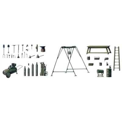 ITA0419 FIELD TOOL SHOP 1/35