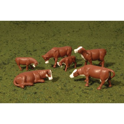 BAC33102 HO MIN.FIGURES, cows- brown/white