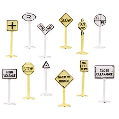 BAC42513 N RAILROAD & STREET SIGNS (24)