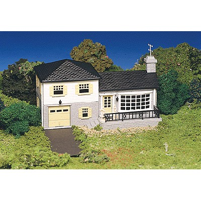 BAC45213 HO BLDG.KIT-SPLIT LEVEL HOUSE